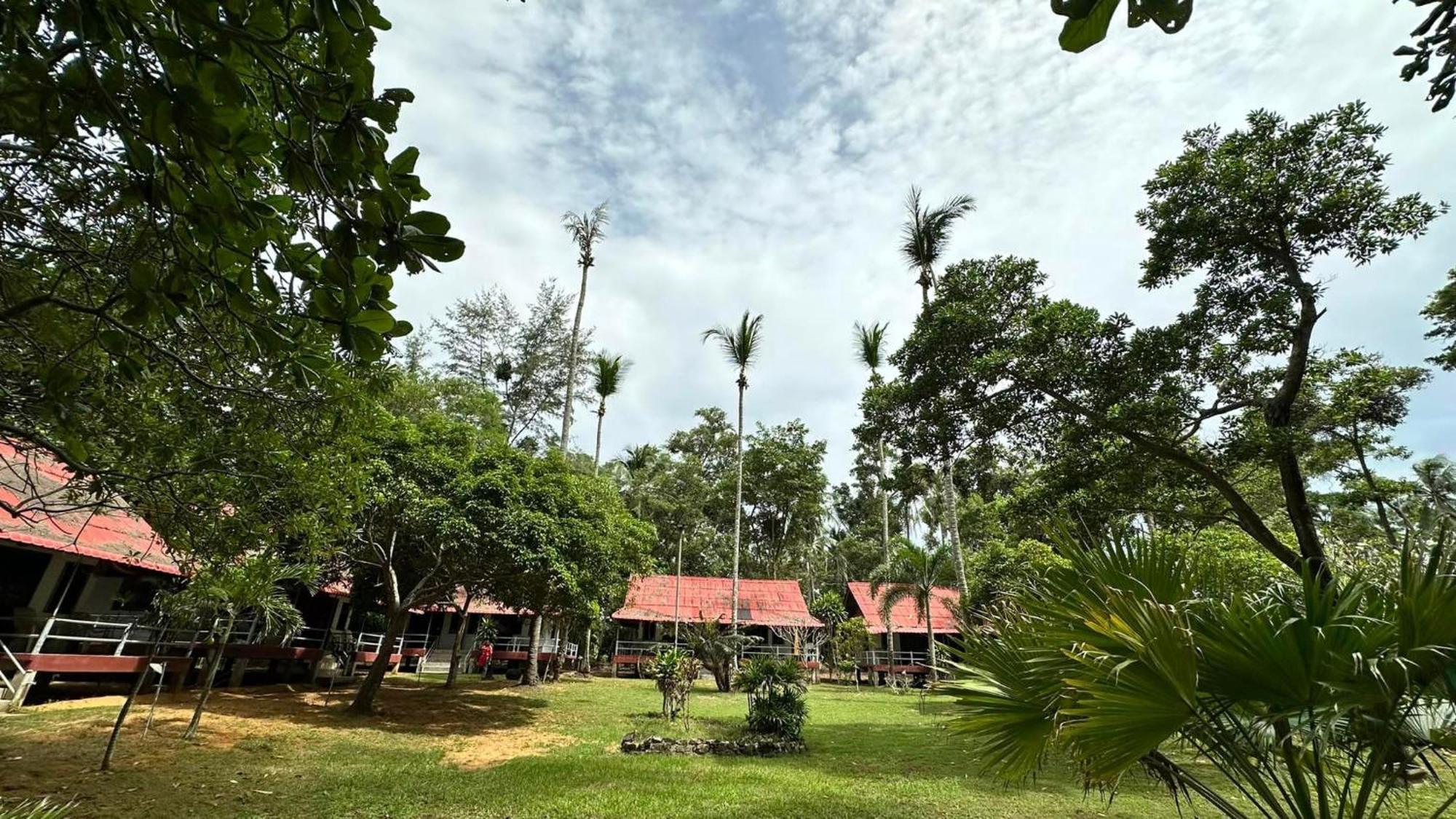 Sukorn Andaman Beach Resort Ko Sukon Exteriér fotografie